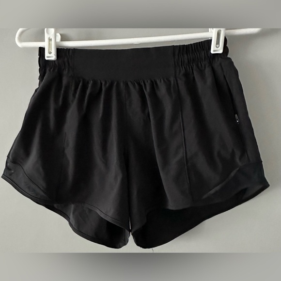 🌟Like New🌟 Lululemon: Hotty Hot Short II *Long 4" - Picture 5 of 12